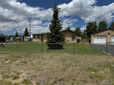 300 E 6th Street, House other with 3 bedrooms, 1 bathrooms and 2 parking in Leadville CO | Image 3