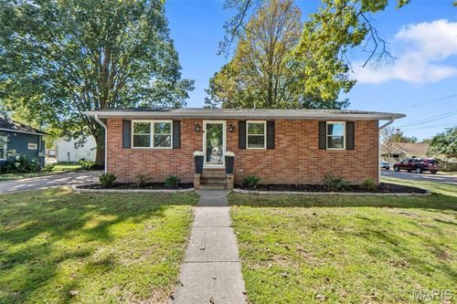 330 Gray Ave, Chaffee, MO, 63740-1705 | Card Image