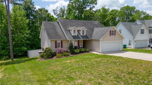 208 N Kayla Dr, Granite Quarry, NC, 28146-7419 | Card Image