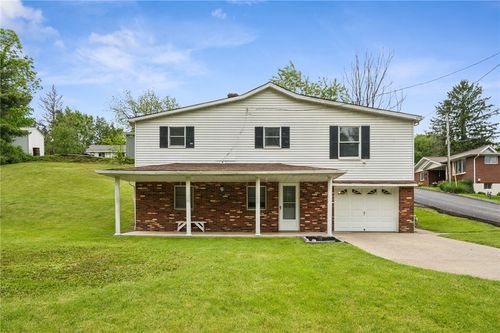 22 Washington St, Burgettstown, PA, 15021-2846 | Card Image