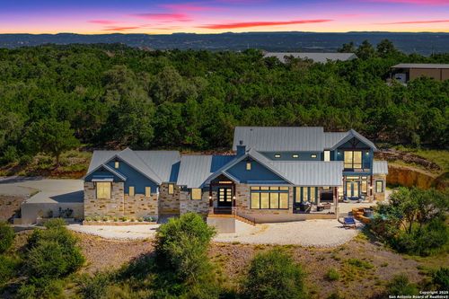 1023 Comanche Rdg, New Braunfels, TX, 78132-2748 | Card Image