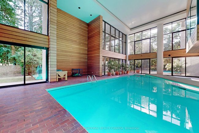 30 High Point Rd, House other with 8 bedrooms, 13 bathrooms and 35 parking in North York ON | Image 20