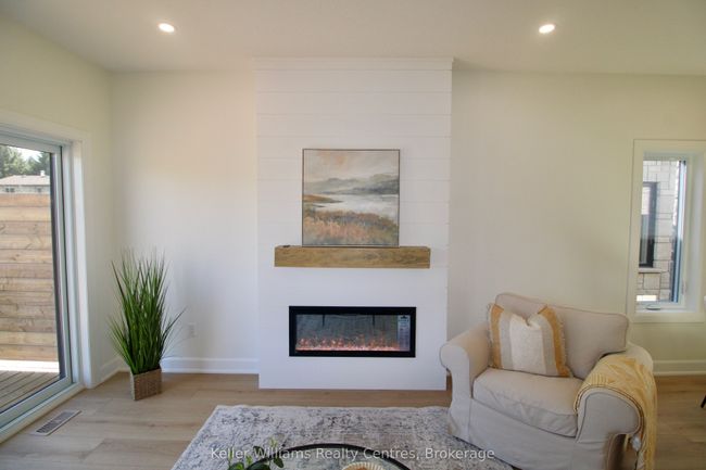 221128 Grey Road 4, House attached with 4 bedrooms, 2 bathrooms and 2 parking in West Grey ON | Image 9