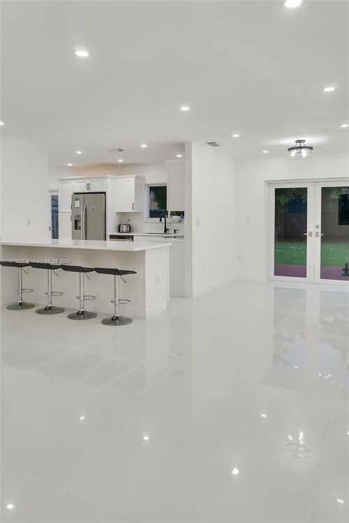 15309 Sw 183rd Ter, Miami, FL, 33187-6225 | Card Image