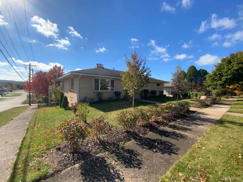 684 Mather Avenue, Ishpeming, MI, 49849 | Card Image