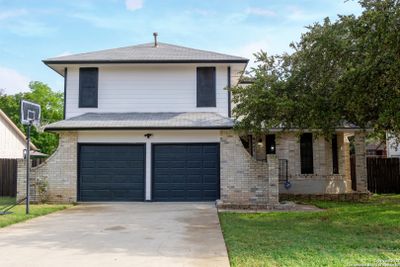 9447 Marsh Creek Dr, House other with 3 bedrooms, 2 bathrooms and null parking in San Antonio TX | Image 2