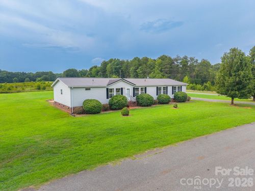 102 Jenny Dr, Shelby, NC, 28152-6963 | Card Image