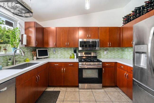 Kitchen | Image 16
