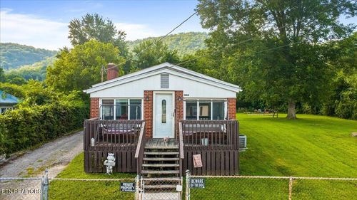 1008 W Walden St, LaFollette, TN, 37766 | Card Image