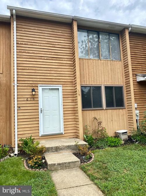 1010 Commanders Way N, ANNAPOLIS, MD, 21409-5225 | Card Image