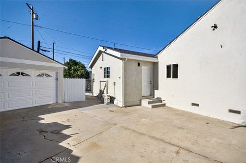 a-6651 Millmark Ave, Long Beach, CA, 90805-1425 | Card Image
