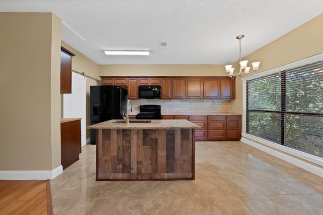 APT-1106 - 7340 Skillman St, Condo with 2 bedrooms, 2 bathrooms and null parking in Dallas TX | Image 4