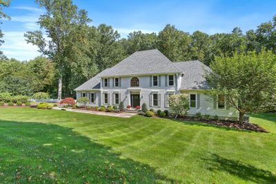 580 Rolling Hills Drive, House other with 5 bedrooms, 3 bathrooms and 2 parking in Fairfield CT | Image 2