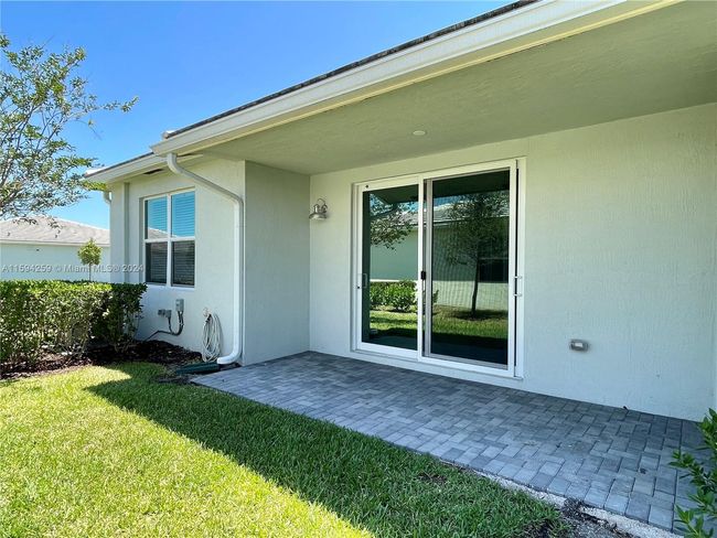 14492 Highland Center Way, Home with 3 bedrooms, 2 bathrooms and null parking in Delray Beach FL | Image 5