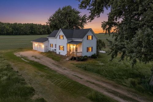 N8257 French Road, SEYMOUR, WI, 54165 | Card Image