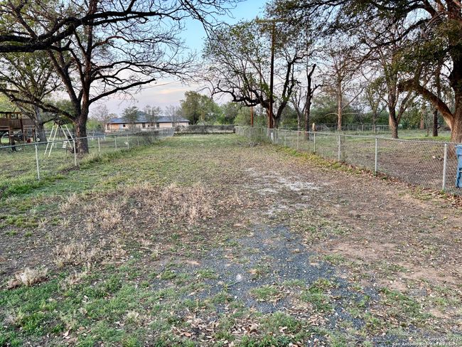 3280 Gopher Hl, House other with 3 bedrooms, 2 bathrooms and null parking in China Grove TX | Image 48