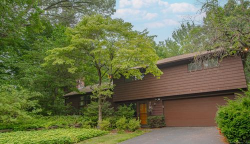 6 Old Oak Rd, West Hartford, CT, 06117-1848 | Card Image