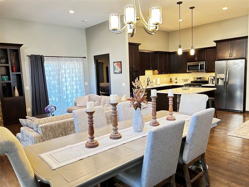 909 W Trace Dr, Polk City, IA, 50226-1247 | Card Image