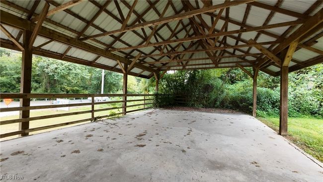 Covered patio | Image 9