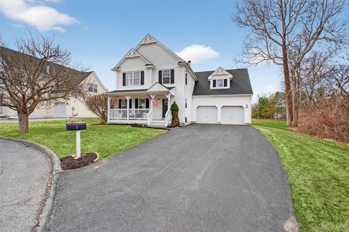 5 Sheldon Gln, Poughquag, NY, 12570-5573 | Card Image
