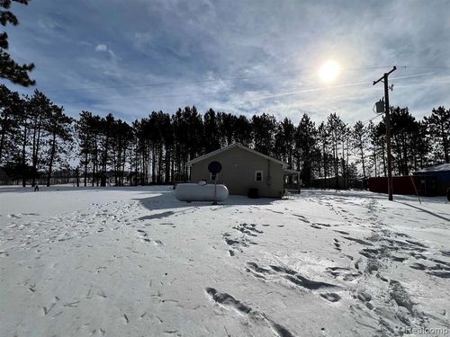 9061 S Lucas Rd, Mc Bain, MI, 49657-9731 | Card Image