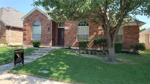 5808 Hidden Pine Ln, Mckinney, TX, 75070-6976 | Card Image