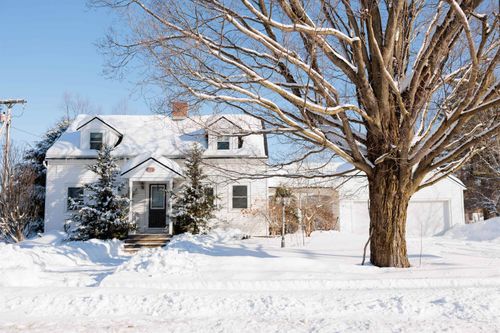 405 Main St, Derby, VT, 05829-9747 | Card Image