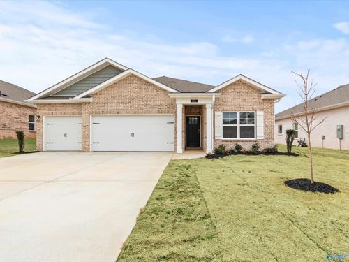 124 Duskwood Dr, Harvest, AL, 35749-4911 | Card Image