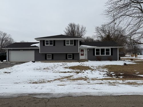 414 Betty St, Verona, IL, 60479-8131 | Card Image