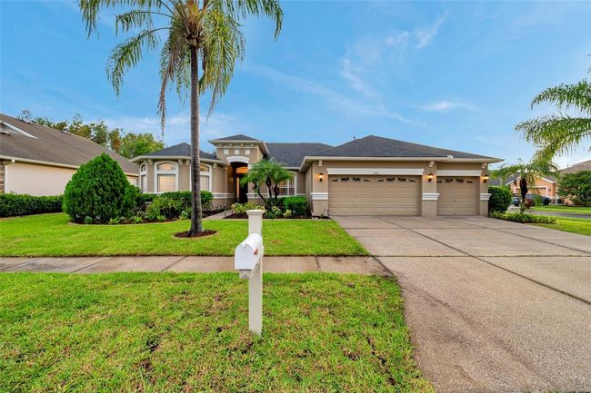 31646 Baymont Loop, House other with 5 bedrooms, 4 bathrooms and null parking in WESLEY CHAPEL FL | Image 5