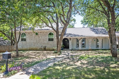 3808 Hastings Dr, Arlington, TX, 76013-1928 | Card Image