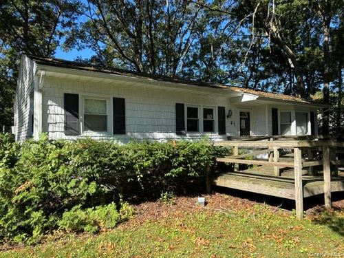 47 Andrea Ct, Riverhead, NY, 11901-1508 | Card Image