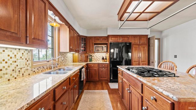 8215 Post Oak Ct, House other with 5 bedrooms, 3 bathrooms and null parking in Fort Wayne IN | Image 11