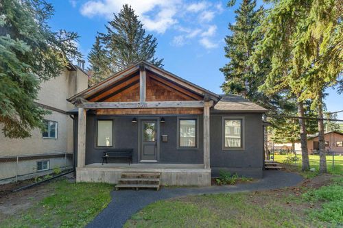 7511 36 Ave Nw, Calgary, AB, T3B1V2 | Card Image