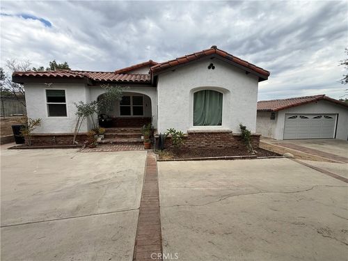 19350 Quebec Ave, Corona, CA, 92881-3824 | Card Image