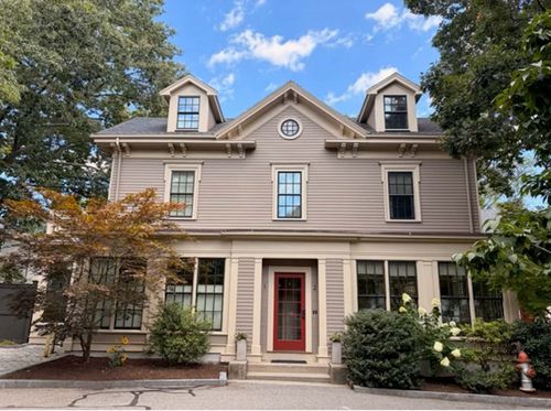 1-1-7 Brattle Cir`, Cambridge, MA, 02138 | Card Image