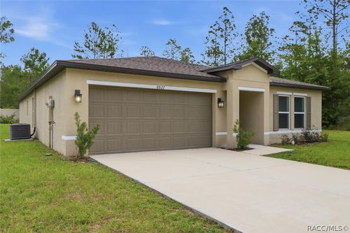8827 N Vienna Dr, DUNNELLON, FL, 34433-4993 | Card Image