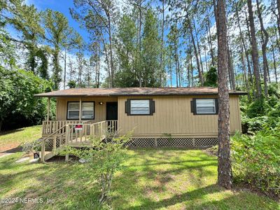 20 N Dolphin Avenue, House other with 2 bedrooms, 1 bathrooms and null parking in Middleburg FL | Image 2