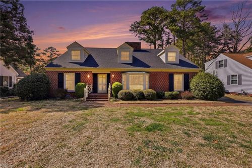 1115 Park Dr, Elizabeth City, NC, 27909-6133 | Card Image