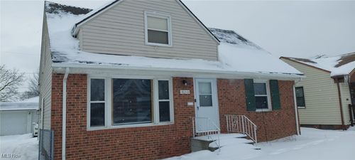 18310 Harvard Avenue, Cleveland, OH, 44122 | Card Image