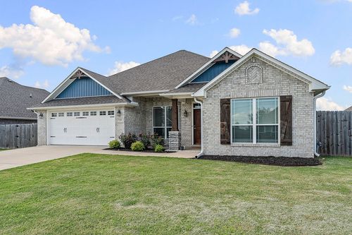 725 Macdonald Dr, Pea Ridge, AR, 72751-3034 | Card Image
