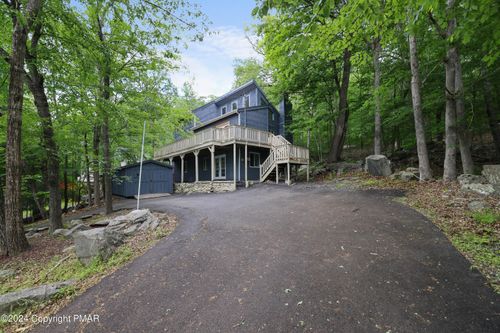6339 Decker Rd, Bushkill, PA, 18324-6804 | Card Image