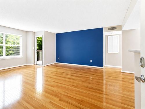 3069 Chastain Park Ct Ne, Atlanta, GA, 30342-3255 | Card Image