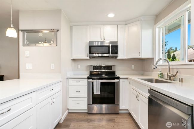 1980 Mckinley St, House other with 3 bedrooms, 2 bathrooms and 2 parking in Enumclaw WA | Image 8
