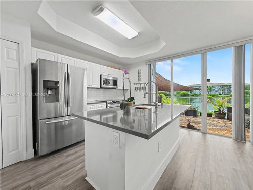 1206-10573 Sw 6th St, Pembroke Pines, FL, 33025-6900 | Card Image