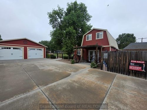 106 N Derby Ave, Giltner, NE, 68841-4514 | Card Image