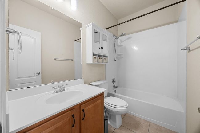 Full Bathroom Upstairs | Image 26