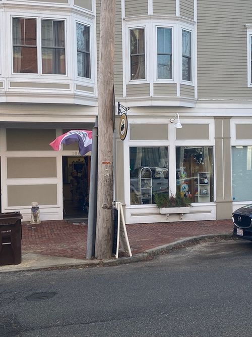 c2-106 Main St, Amesbury, MA, 01913-2809 | Card Image