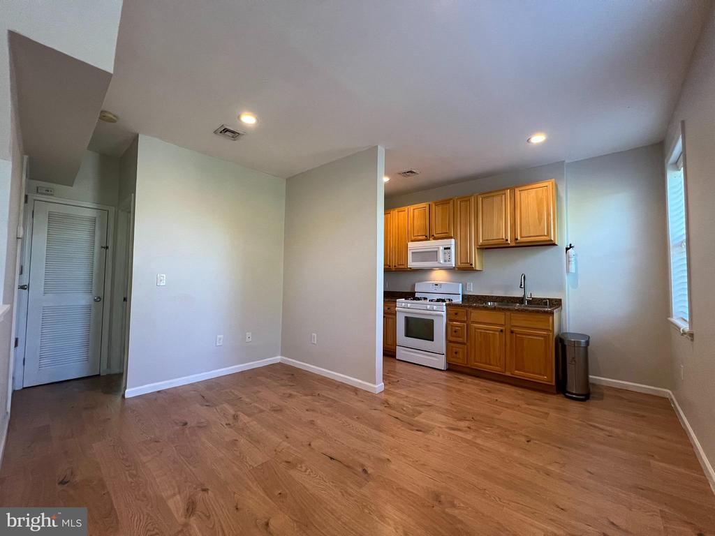 Residential Lease in TRENTON 3