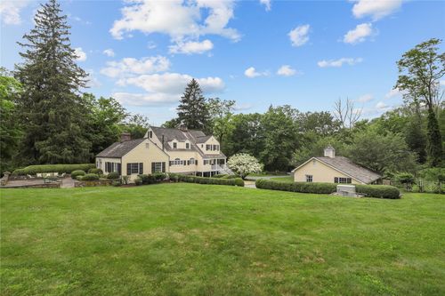 1 Twin Lakes Dr, Bedford, NY, 10506-1607 | Card Image